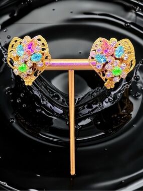 MCM Rhinestone Heart Uranium Glass Ornate Filigree Gold Tone Clip On Earrings